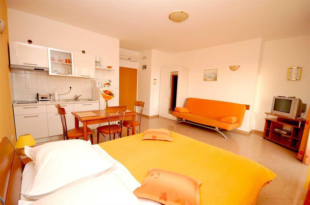 Apartmani Trogir Exterior photo