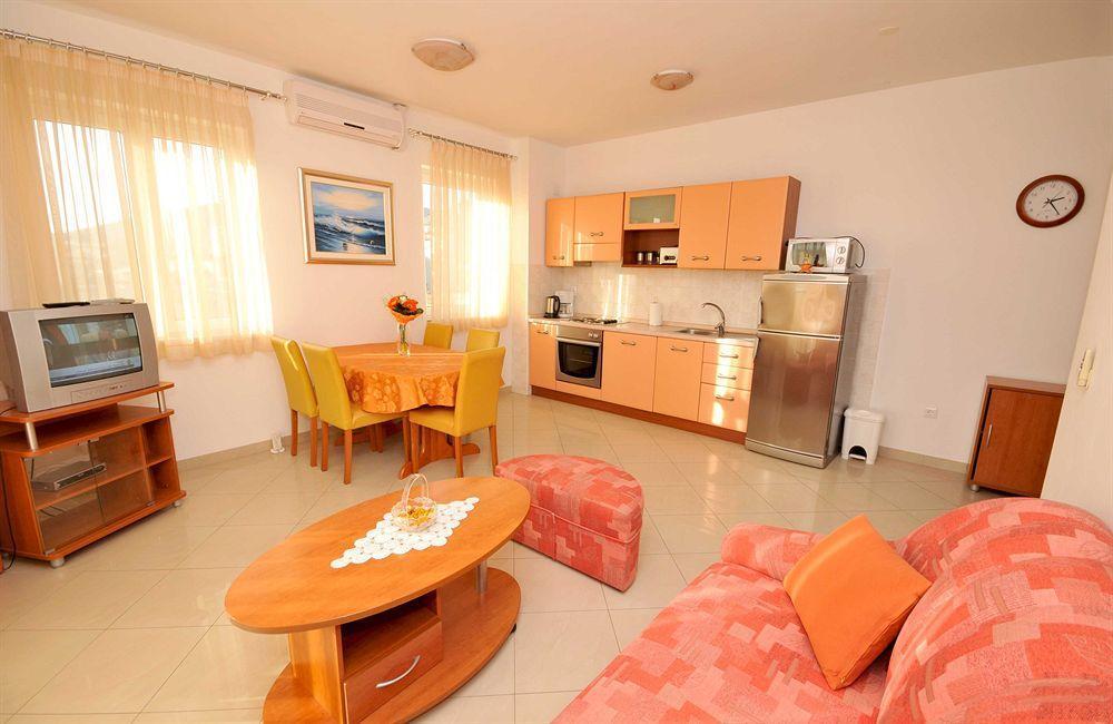 Apartmani Trogir Exterior photo