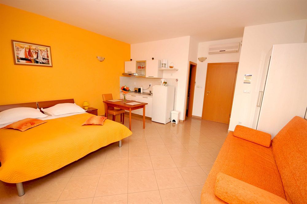 Apartmani Trogir Exterior photo
